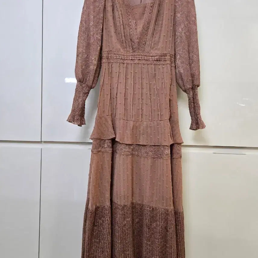 [BUNJANG] Brown Lace Long Dress / 브라운 레이스 롱 원피스