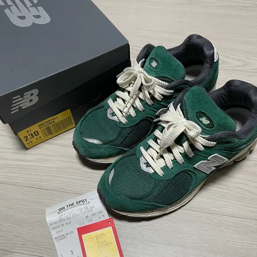 [BUNJANG] New Balance 2002R Nightwatch Green / 뉴발란스 2002R 나이트워치 그린 230