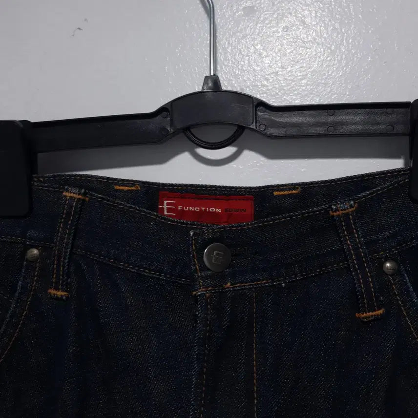 [BUNJANG] EDWIN Engineered Denim Jeans / 00s EDWIN 에드윈 이펑션 엔지니어드 데님 팬츠 청바지 (32-33