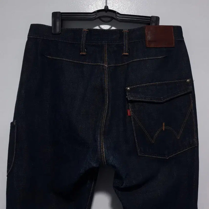 [BUNJANG] EDWIN Engineered Denim Jeans / 00s EDWIN 에드윈 이펑션 엔지니어드 데님 팬츠 청바지 (32-33