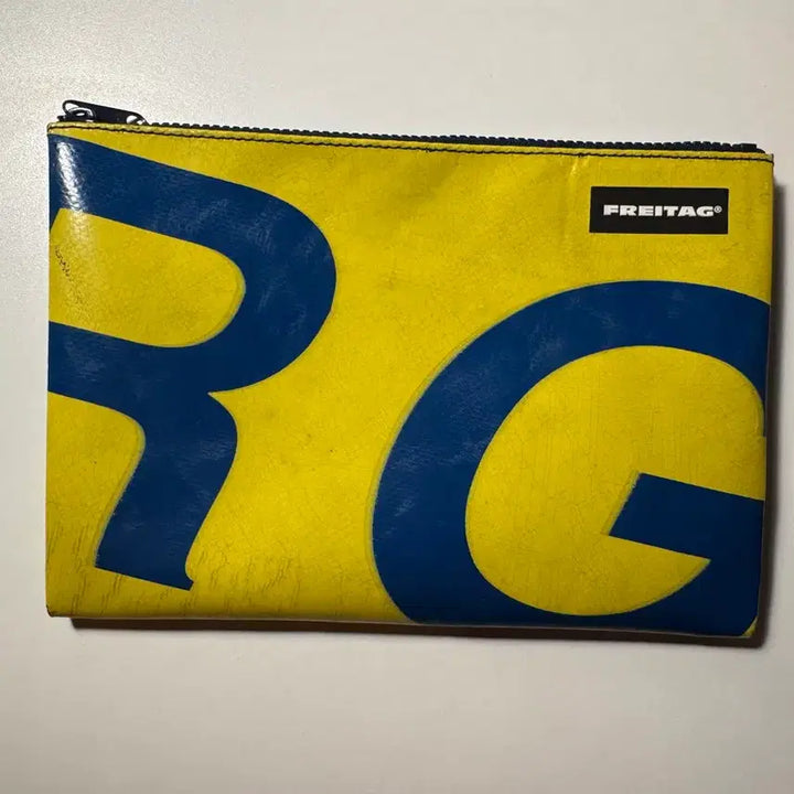 [BUNJANG] Freitag Pouch Yellow/Blue 24.5cm x 17cm / 프라이탁 파우치 옐로우/블루 24.5cm x 17cm