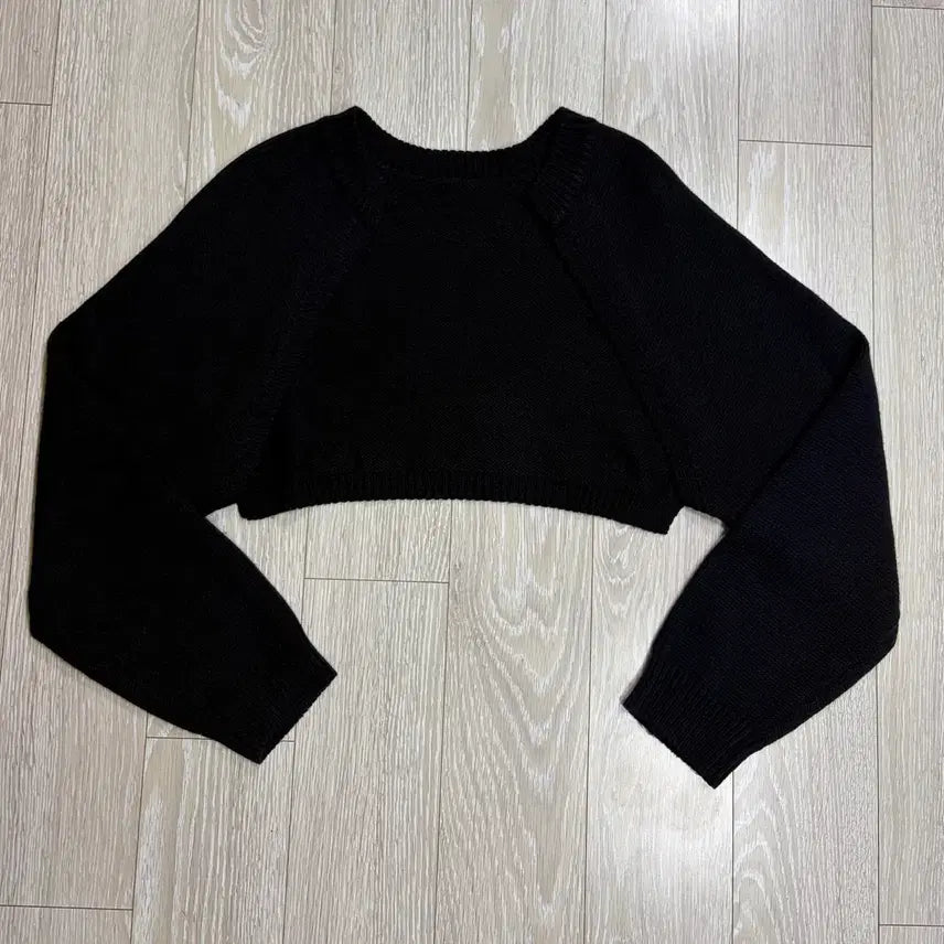 [BUNJANG] Black Crop Knit Cardigan / 크롭.가디건.볼레로.니트가디건.프리사이즈.여자니트.여자가디건.숏크롭.블랙