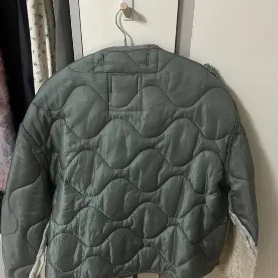 [SOLD OUT] 올랜스 퀼팅  자켓
