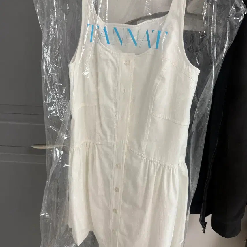 [SOLD OUT] 타낫 보이 미니 원피스