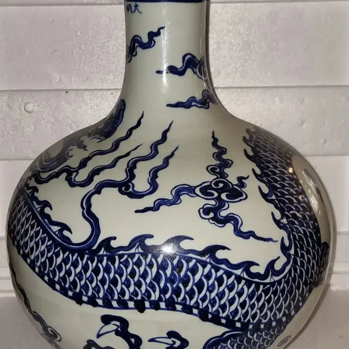 [BUNJANG] Chinese Celadon Porcelain Cloud and Dragon Vase / 선덕년제 청화백자 운용문 청구병 높43지34센 중국 도자기 고도자 골통품