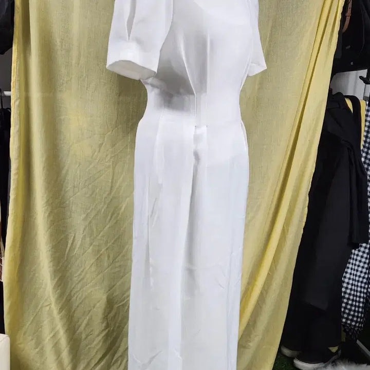 [BUNJANG] MILADY White Slim Fit Midi Dress / MILADY 화이트 슬림핏 원피스 S 하객룩 퍼프 미디