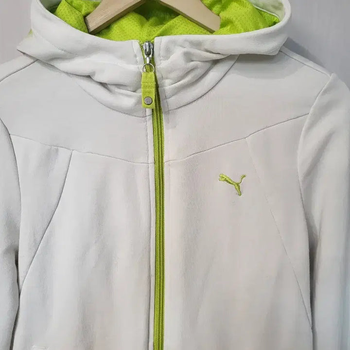[BUNJANG] Puma White Hooded Zip-up Jacket / 푸마의 매력적인 화이트 후드집업