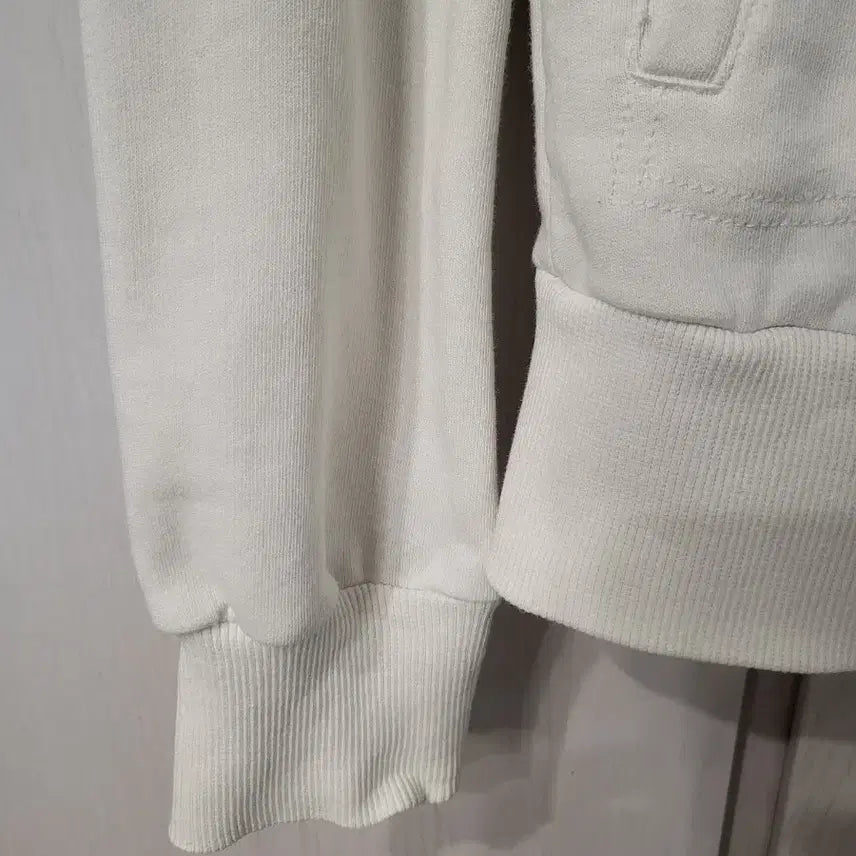 [BUNJANG] Puma White Hooded Zip-up Jacket / 푸마의 매력적인 화이트 후드집업