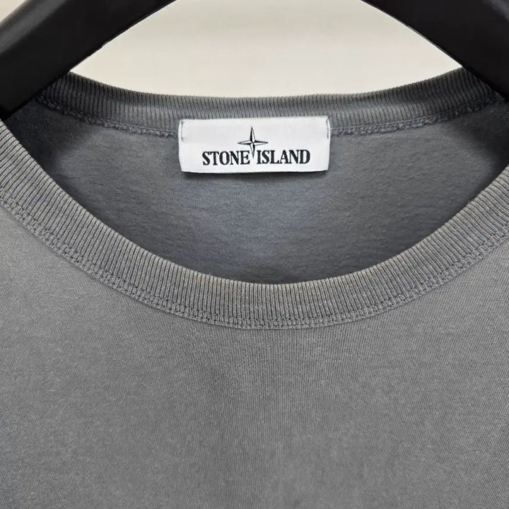 [BUNJANG] Stone Island Long Sleeve Sweatshirt (L) / 스톤아일랜드 롱슬리브 맨투맨 L사이즈 100 판매