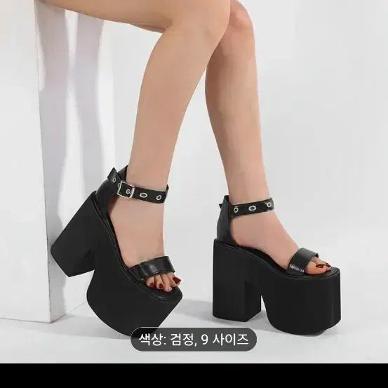 [SOLD OUT] 블랙 플랫폼 샌들 9사이즈
