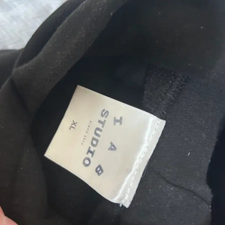 [BUNJANG] IAB Studio Black Hoodie XL / IAB 스튜디오 블랙 후드티 xl