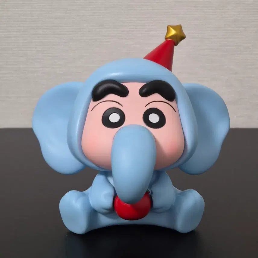 [BUNJANG] Crayon Shin-chan Elephant Crayon Shin-chan Figure (15cm) / 15cm 짱구 피규어 코끼리 짱구
