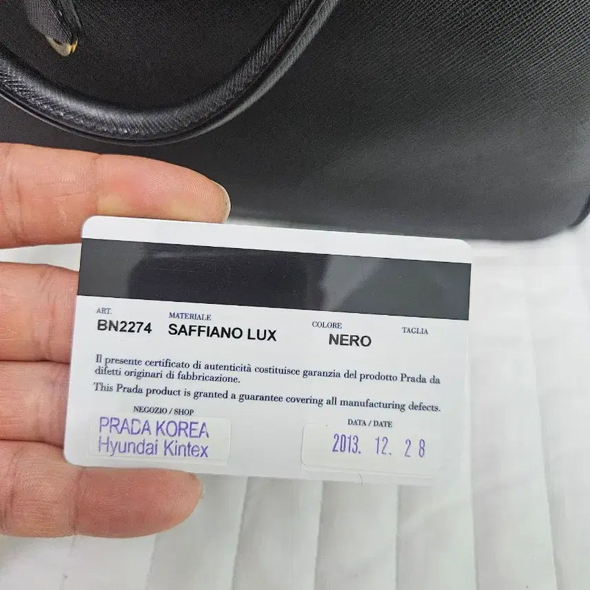 [SOLD OUT] [A급] Prada 사피아노 BN2274 블랙 금장 / 정품보증 / 65