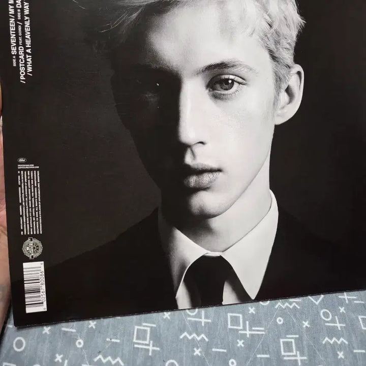 [SOLD OUT] 트로이시반 Bloom lp