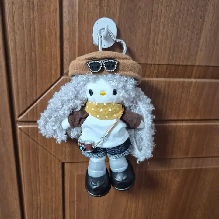 [BUNJANG] Costume Long Leg Kitty Keyring / 코스튬 뽀글이 롱다리키티 키링