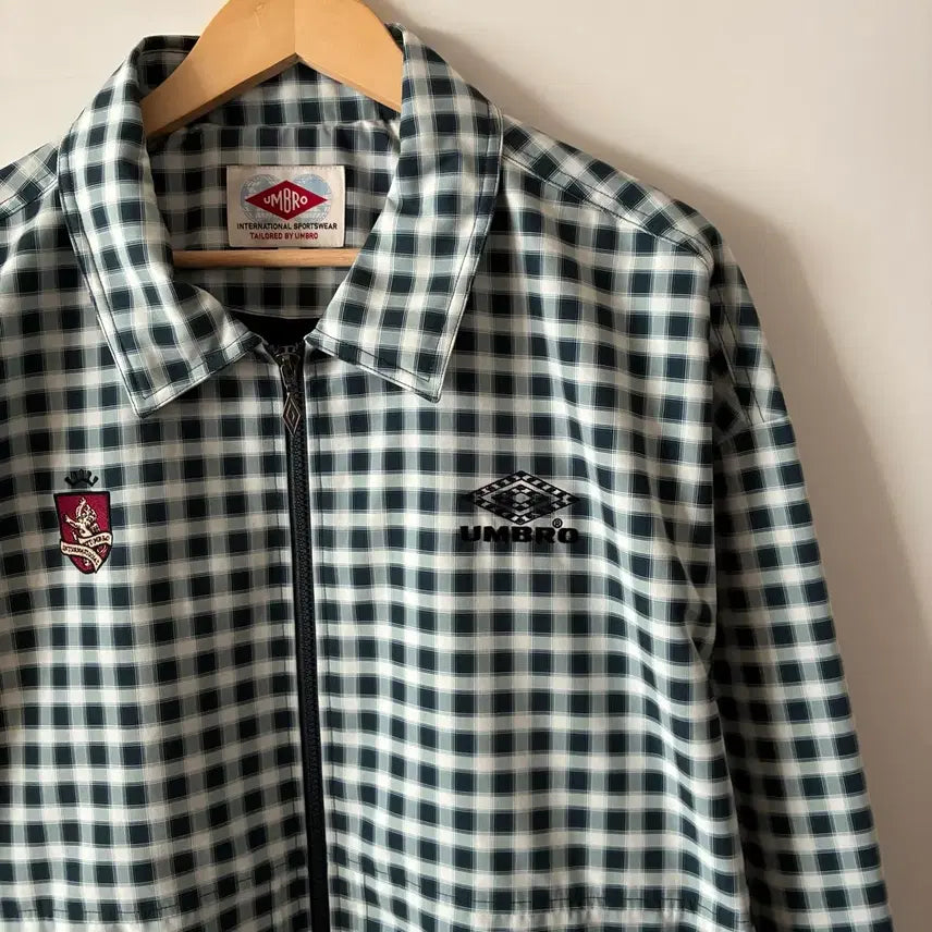 [SOLD OUT] 엄브로 바람막이