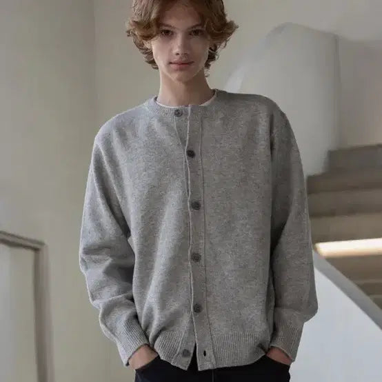 [BUNJANG] Decolozo Round Neck Cardigan Gray / 데꼬로소 라운드넥 가디건 그레이 팝니다