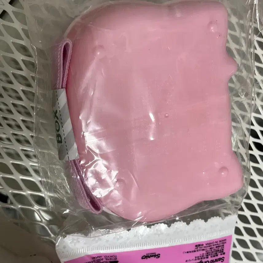 [BUNJANG] Sanrio Classic Hello Kitty Lunch Box / 산리오 고전 헬로키티 도시락통
