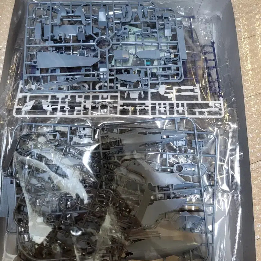 [BUNJANG] Bandai MG 1/100 Delta Plus / MG 델타 플러스 팝니다