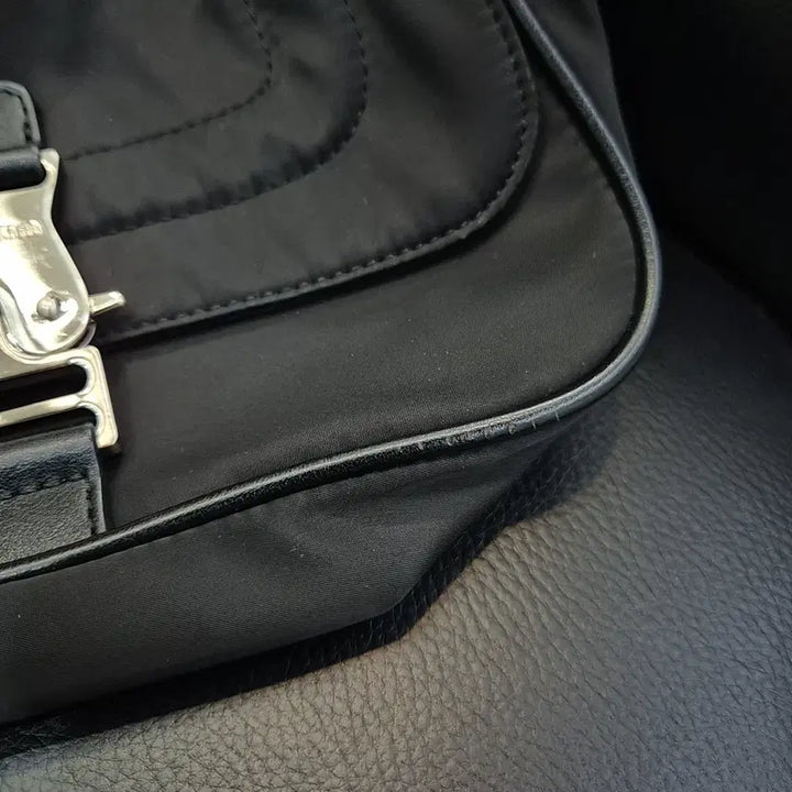 [BUNJANG] Matinkim Mini Buckle Bag / 마뗑킴 미니 버클 백