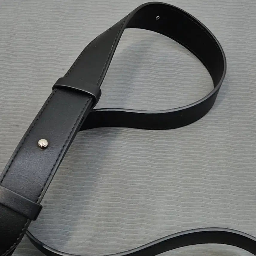 [BUNJANG] Matinkim Mini Buckle Bag / 마뗑킴 미니 버클 백