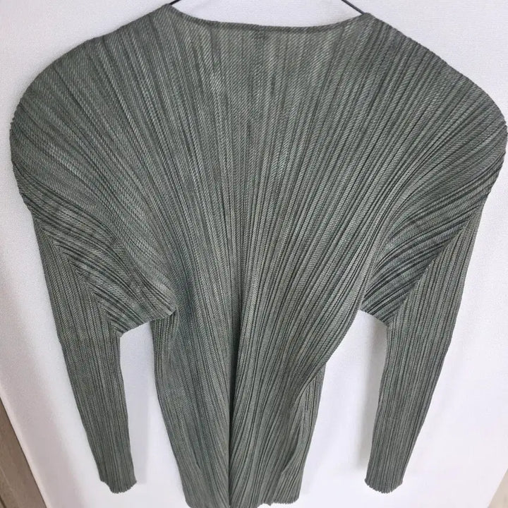 [BUNJANG] Pleats Please Long Cardigan / 플리츠플리즈 롱가디건