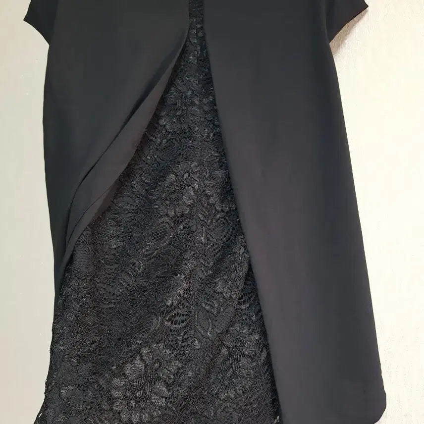 [BUNJANG] Anziek Black Blouse / 안지크 블라우스