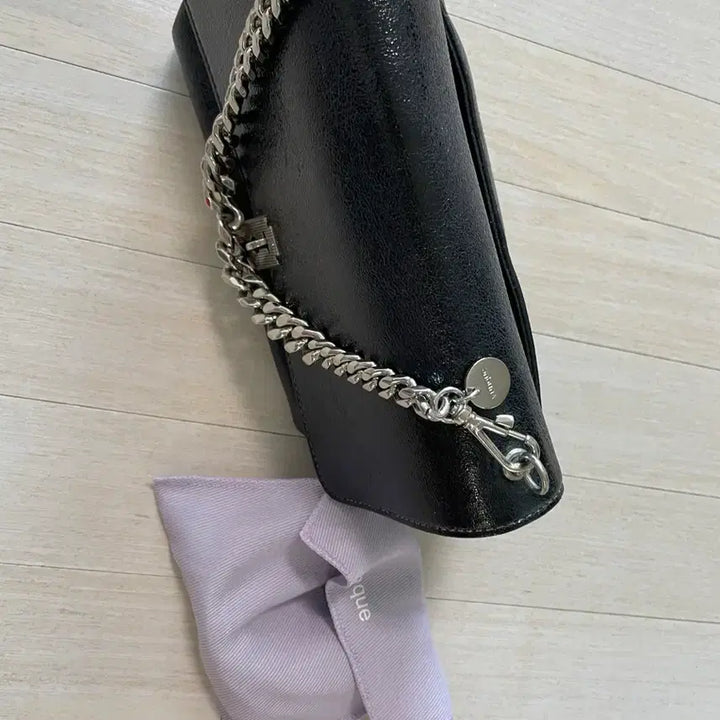 [BUNJANG] Blink Bucket Bag &amp; Strap / 분크 바게트 백 &amp; 분크 스트랩