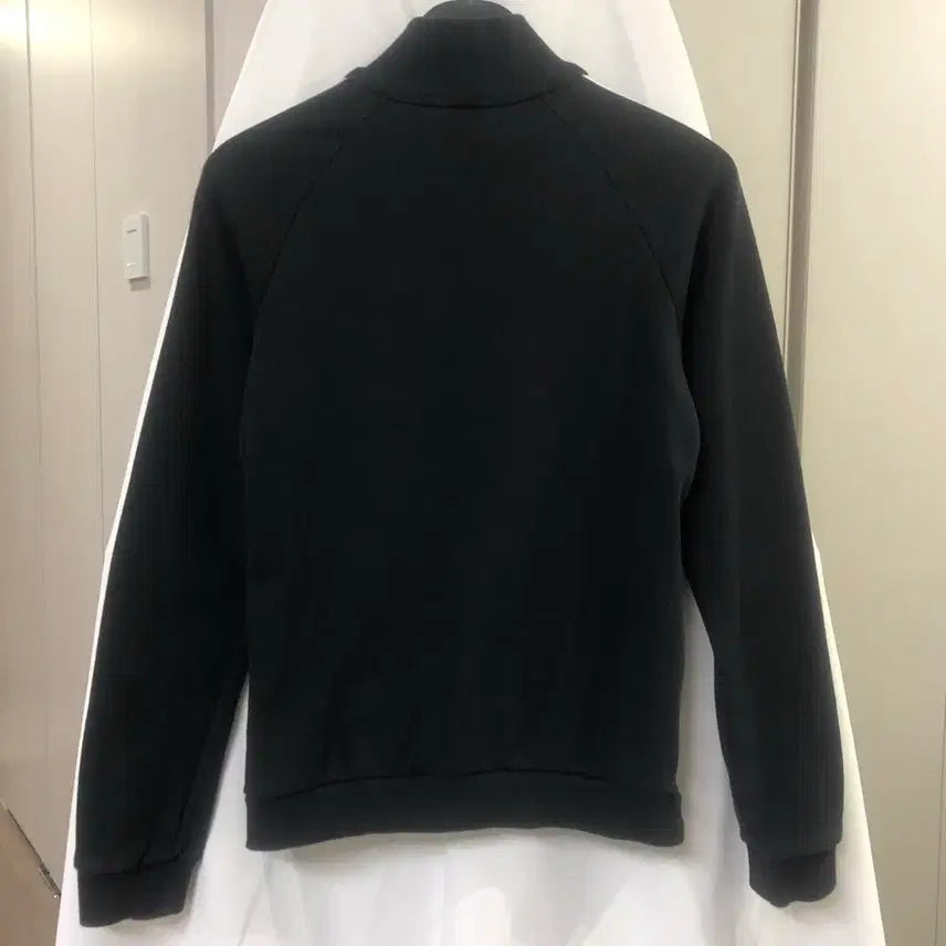 [SOLD OUT] 아디다스 블랙 삼선 하프집업 트레이닝탑 S
