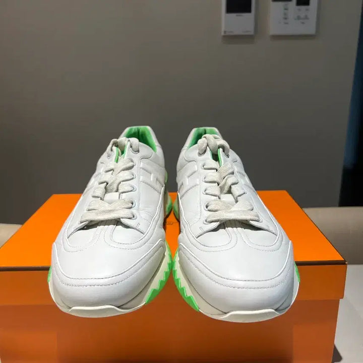 [BUNJANG] Hermes Trail Sneakers 42 / 에르메스 트레일 스니커즈 42
