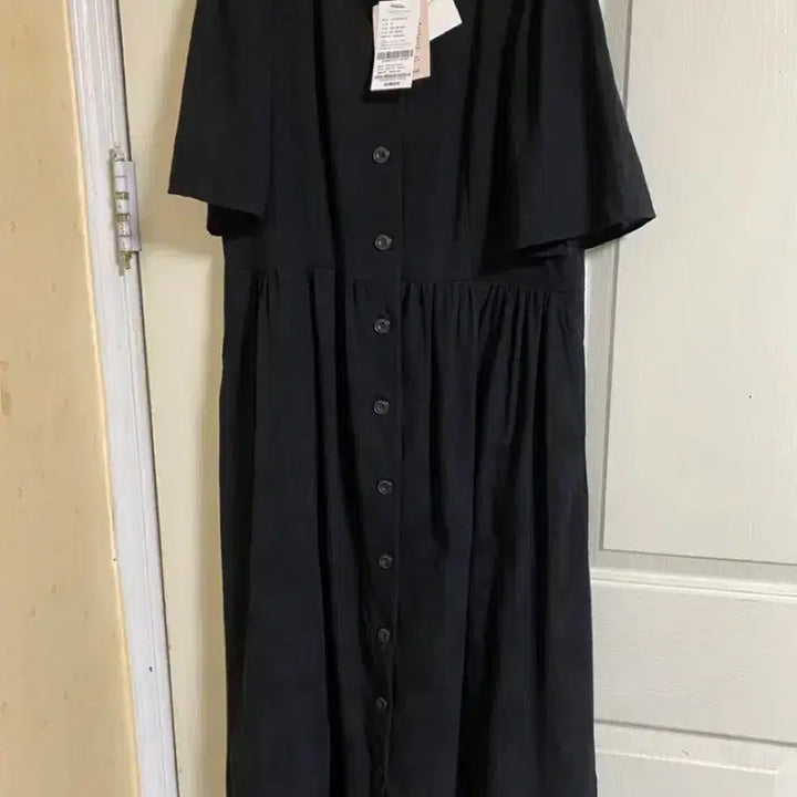 [SOLD OUT] 써스데이아일랜드롱원피스