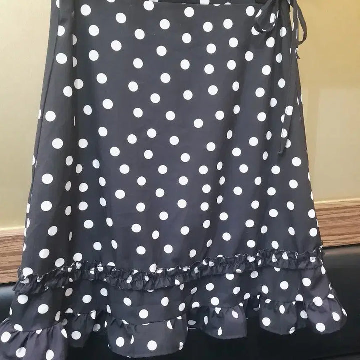 [BUNJANG] Black Dot Frill Wrap Skirt / 블랙 도트 프릴 랩 스커트