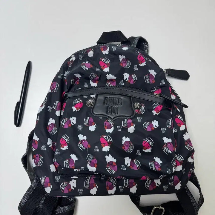 [BUNJANG] Anna Sui Glitter Cupcake Nylon Backpack / 안나수이 글리터 컵케이크 나일론 백팩