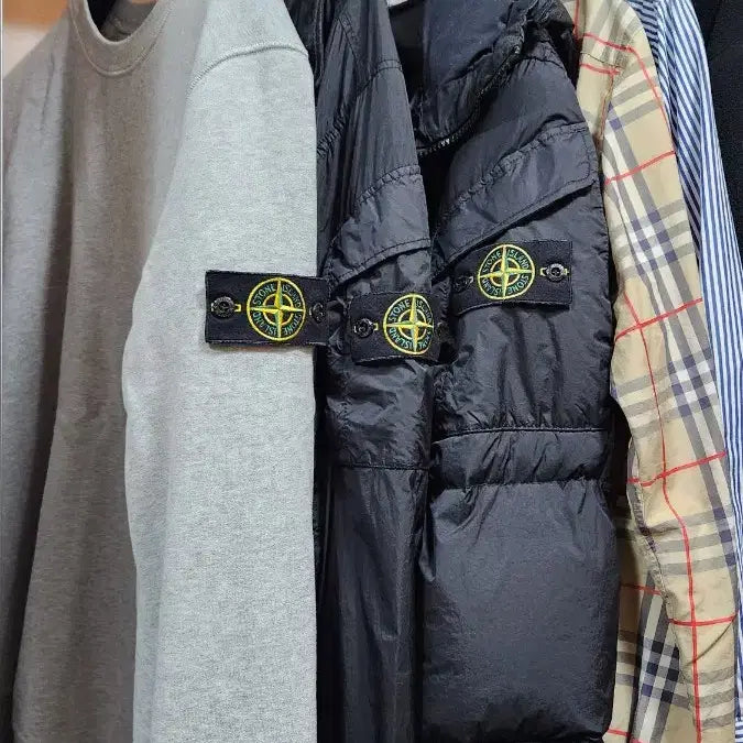 [SOLD OUT] 스톤아일랜드 맨투맨 L사이즈