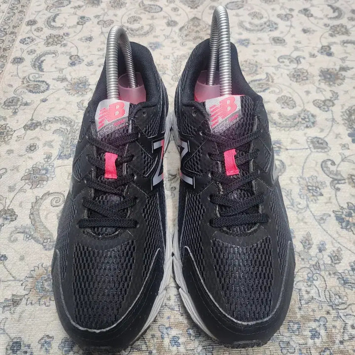 [BUNJANG] New Balance 480 Sneakers / 뉴발란스 480 스니커즈 235mm