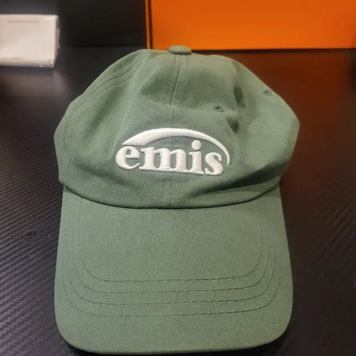 [BUNJANG] Emis Green Ball Cap Hat / emis 에미스 볼캡 그린색 모자