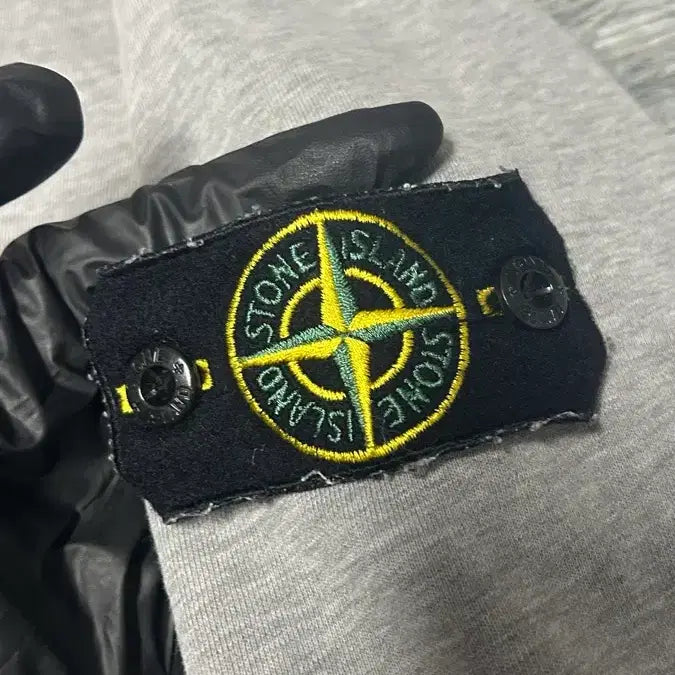 [BUNJANG] Stone Island Crewneck Sweatshirt Gray XL / [XL size] 스톤아일랜드 맨투맨 그레이