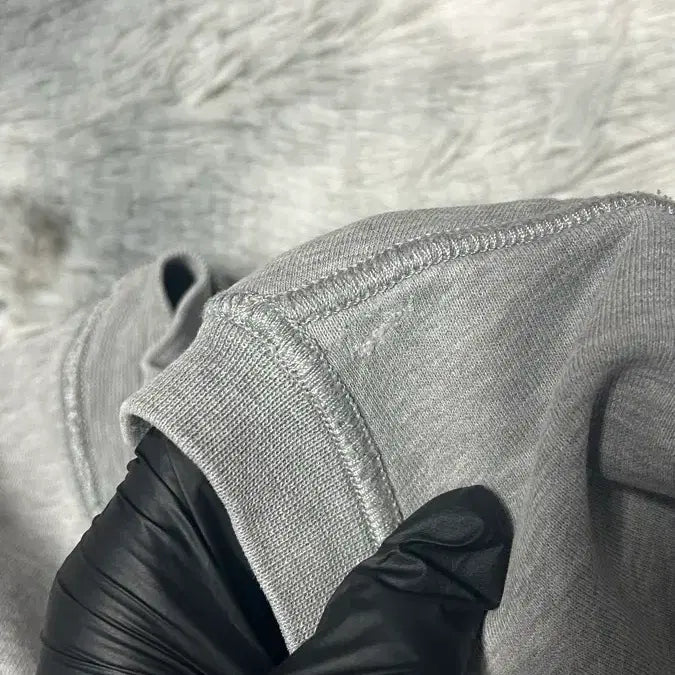[BUNJANG] Stone Island Crewneck Sweatshirt Gray XL / [XL size] 스톤아일랜드 맨투맨 그레이