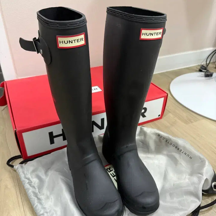 [SOLD OUT] 헌터 레인부츠 투어 톨(uk5/240)