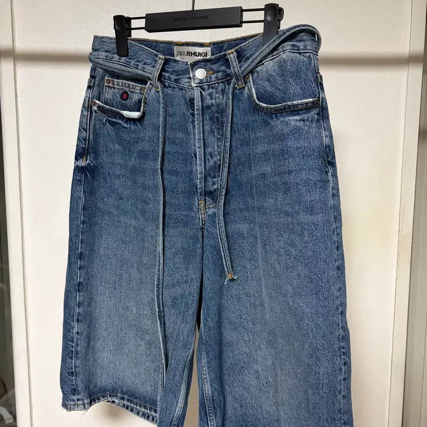 [BUNJANG] Zara Luigi Collaboration Denim Bermuda Shorts Medium Blue / [s-m] 자라 루이지 데님 버뮤다 쇼츠 미디엄 블루