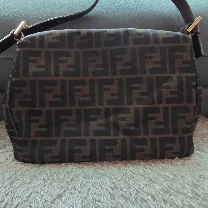 [BUNJANG] Fendi Zucchino Shoulder Bag / 펜디주카백   무료배송