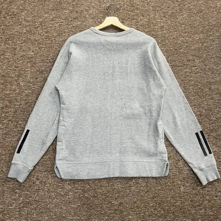 [BUNJANG] Adidas Grey Waffle Sweatshirt / 아디다스 그레이 와플 맨투맨 95