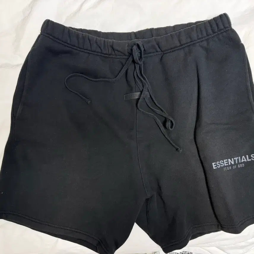 [SOLD OUT] [L] 에센셜 스웨트 쇼츠 반바지 블랙