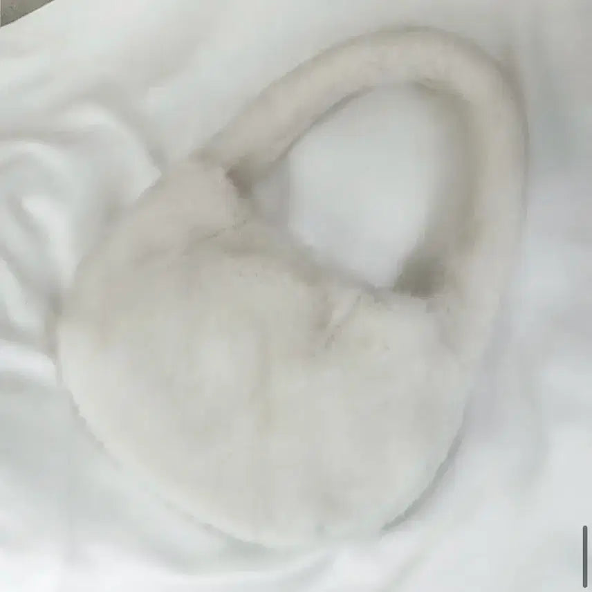 [BUNJANG] Picea Fur Mini Bag White / 새상품 picea 피시아 퍼 미니 백 화이트