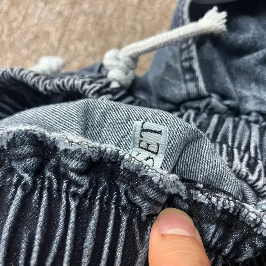 [BUNJANG] Settle Denim Cargo Shorts Size 30 / Settle 데님 카고 반바지 30