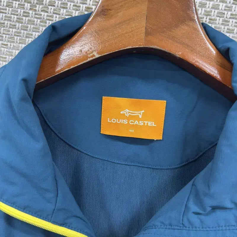 [BUNJANG] Louis Castel Golf Spring Windrunner Jacket / 루이까스텔 골프 봄 윈드러너 바람막이 자켓 100 A09623