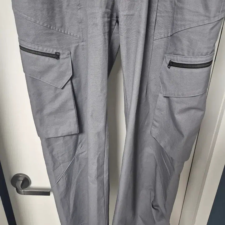 [BUNJANG] Hatching Room Dart Cargo Pants Wolf Gray / [4] 26SS 해칭룸 다트 카고팬츠 울프그레이