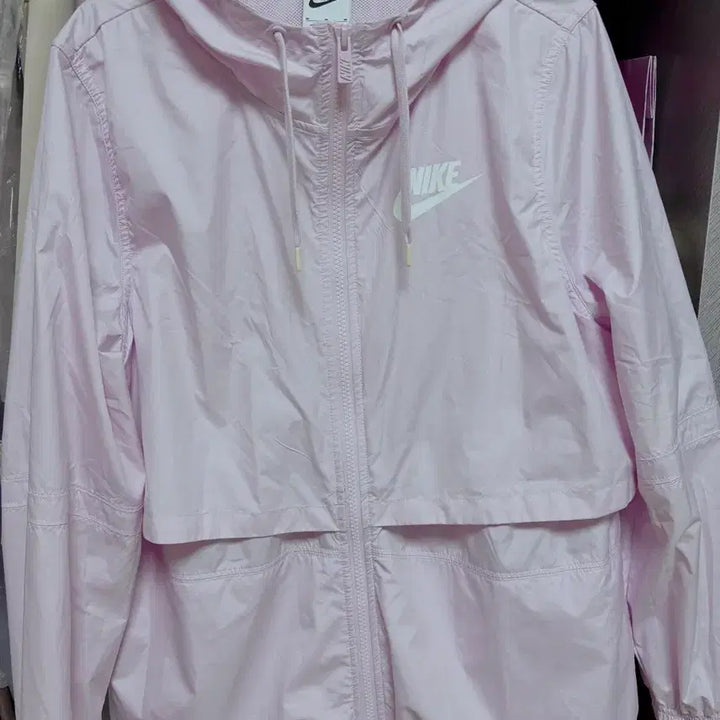 [SOLD OUT] 나이키 라일락핑크 바람막이 / M