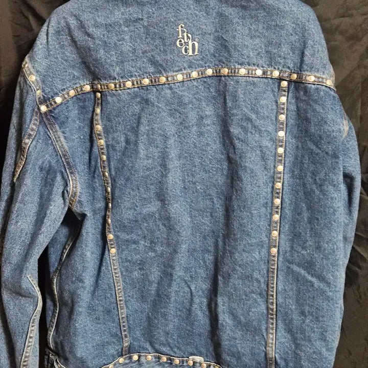 [BUNJANG] Fetch Sunday Studded Denim Jacket / 페치선데이 스터드 데님 자켓