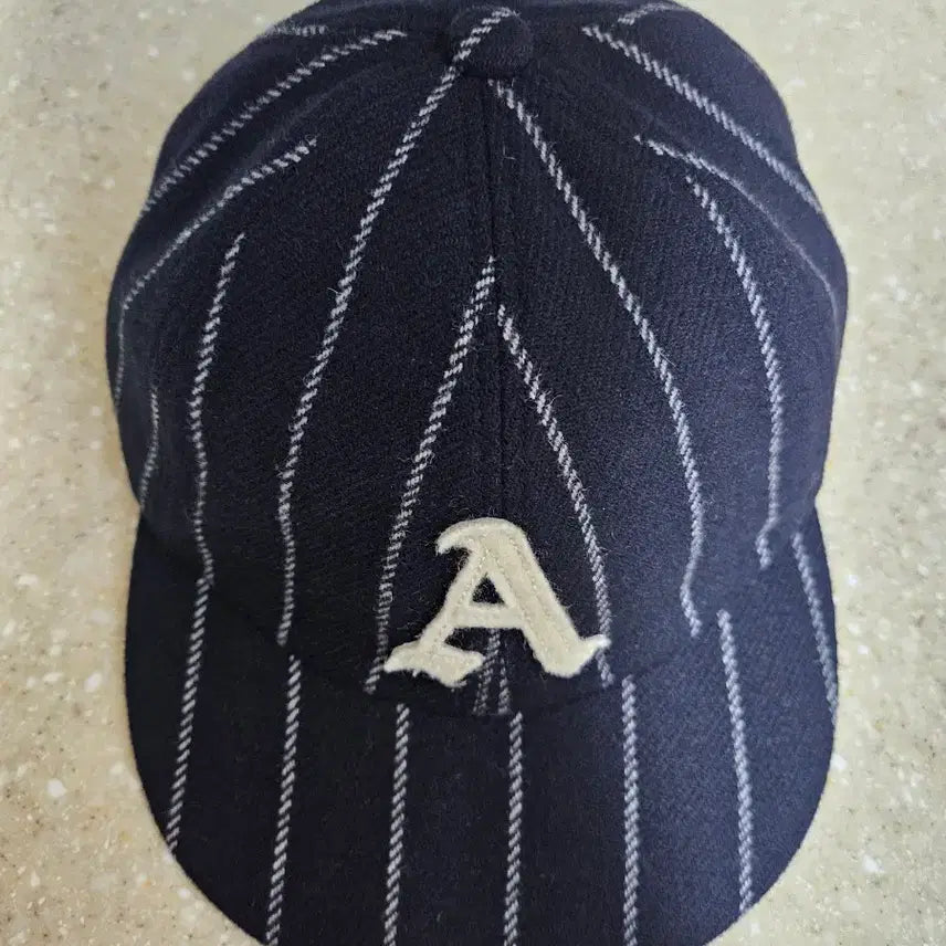 [BUNJANG] AAOA Wool Stripe Cap Navy / AAOA 울 스트라이프 캡 네이비